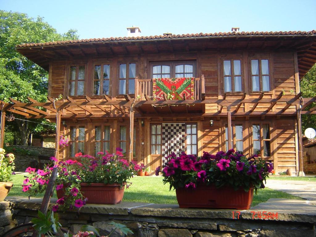 Kenara Guest House Zheravna Extérieur photo