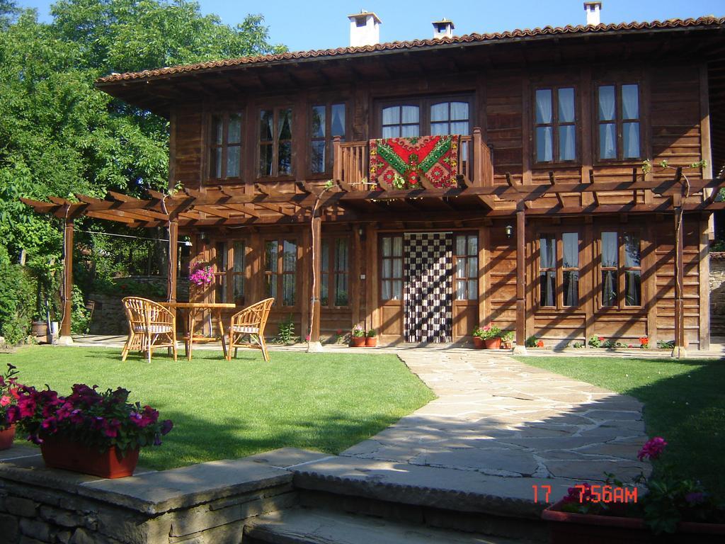 Kenara Guest House Zheravna Extérieur photo